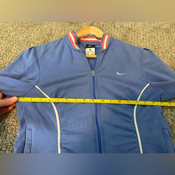 Nike Y2K Style Women’s Jacket - Blue with Red and White Accents - Picture 10 of 10